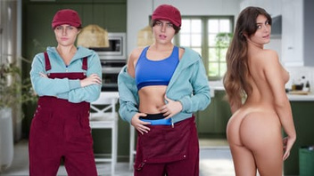 Basah Banget! Apa Yang Selina Sembunyikan Di Balik Baju Longgarnya Yang Menggoda?