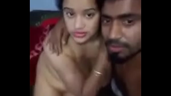 Cewek India Di Ranjang, Siap Digoyang