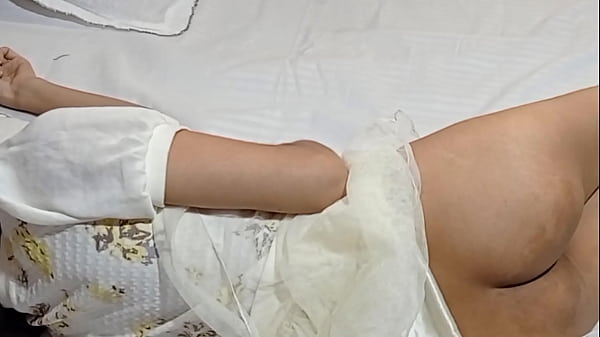Kakak Tiri India Dan Adek Imut Main Peran, Ngentot Keras Dengan Suara Hindi Menggairahkan