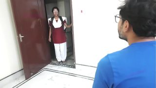 Gadis Benggala Polos Digituh Orang Tak Dikenal – Cerita Mesum Hindi
