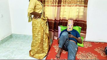 Bidadari Saree Menggoda, Bhabhi Mesra Berahi Dengan Suami