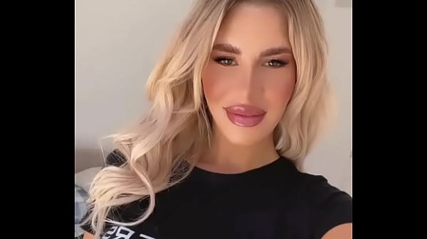 Di Lokasi Syuting, Siap Buat Adegan Panas Buat Brazzers?