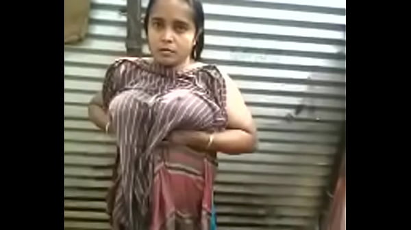 Payudara Gede Ala India Bikin Klepek-klepek