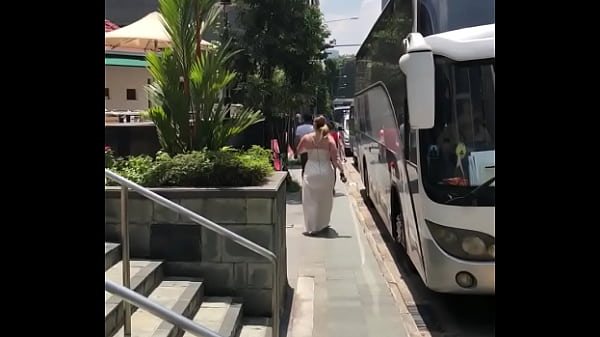 Montok Gede Ala Cewek China Bikin Mupeng