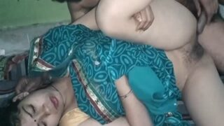 Desi Sex Video, Ngentotin Istri Kampung Sampe Meraung-raung.