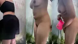 Ngintipin Cewek-cewek Ganti Baju Di Kamar Ganti Kolam Renang, Bikin Makin Tegang Dan Pengen Lebih
