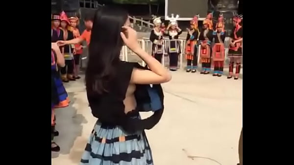 Ngentotin Puting Cewek Cina Keliatan Pas Ngintip.