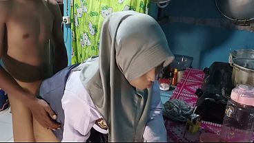 Ngentot Adik Ipar, Rasanya Kayak Durian Busuk—bau Tapi Bikin Ketagihan.
