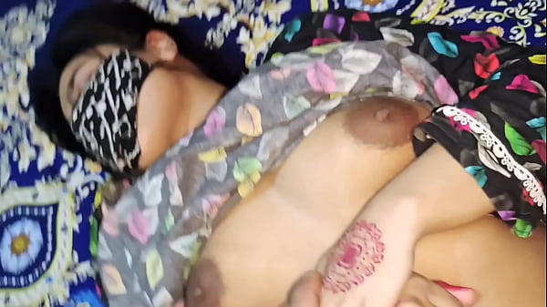 Ibu Tiriku Ngajarin Aku Soal Seks, Ngomong Kotor Bahasa Hindi, Erangan Liar, Ngewe Sengit.
