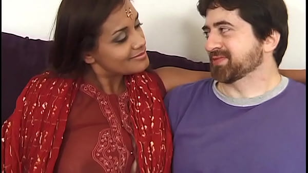 Bokep Istri Selingkuh, Tante Shriya Ngentot Sama Kakak Tirinya Dan Temennya – Suara Hindi Jelas