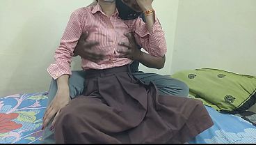 Cewek Kuliahan India Digebuk Kontol Pacar Di Kamar, Crot Di Memek Sampai Muncrat.