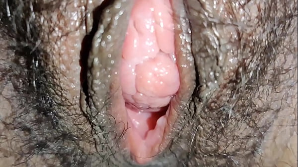 Desi Bhabhi Ki Chut Garam Aur Geela