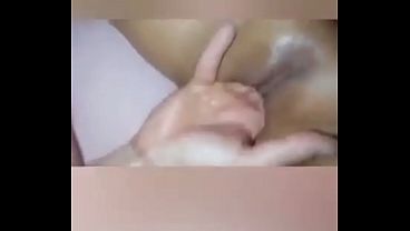 Jilat Memek Cewek Asia Yang Basah Kuyup