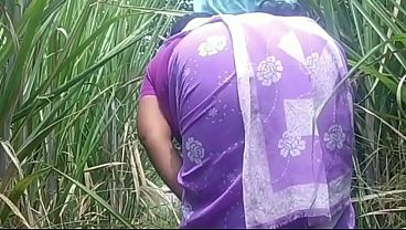 Desa India, Pasangan Bercinta Di Alam Terbuka, Panas Dan Basah Kuyup.