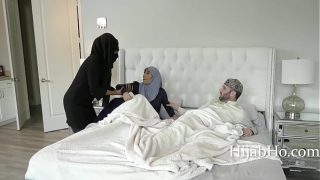 Remaja Berhijab Dihamili- Violet Myers