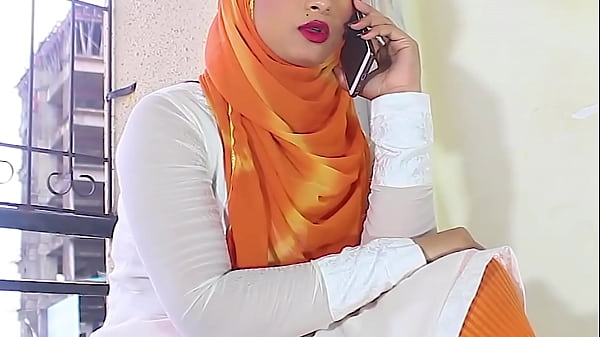 Salma Cewek Muslimah Nakal Ngentot Temen Pake Suara Hindi Mesum