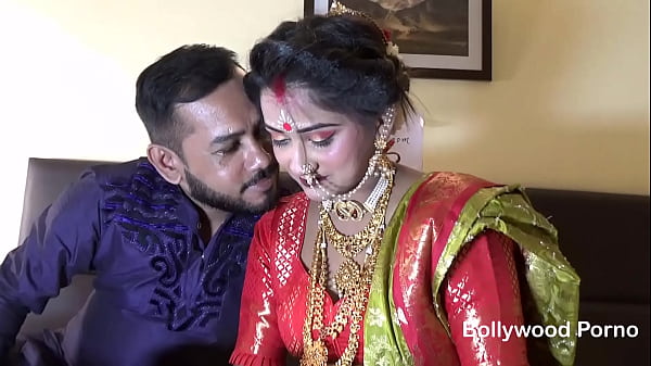 Baru Nikah, Cewek India Bernama Sudipa Langsung Digebuk Habis Di Malam Pertama, Kontol Penuh Sampai Crot Di Dalem – Suara Hindi