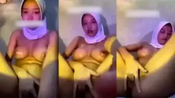 Pake Hijab Putih Lagi Colmek, Nafsu Banget Keliatan Basah.