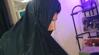 Video Mesum Bangladesh: Cowok Ngewe Pembantu Hijabnya Di Kamar