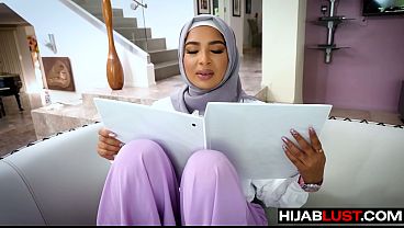 Hijab Montok Belajar Ngewe Biar Makin Betah Di Jalanan Gelap.