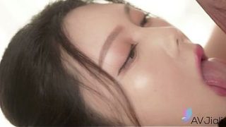 Cewek China Seksi Ban Ban Digenjot Keras Sampe Meringis.