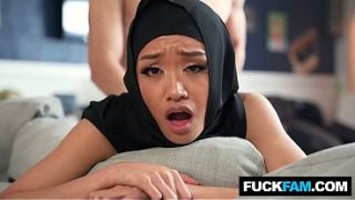 Hijabi Kena Kenalin Budaya Amerika, Jade Kimiko Sama Parker Ambrose Makin Panas