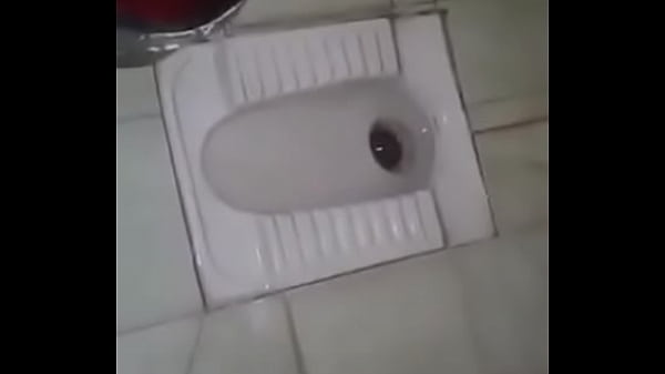 Pasutri Desi Ngewe Di Dalam Toilet