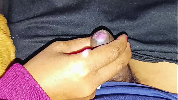 Tanteku Doyan Kontol Mungil, Bikin Makin Tegang.