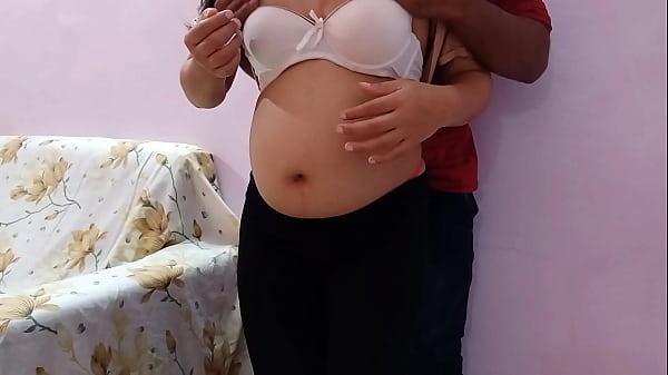 गर्भवती भाभी को फेसबुक पर फंसा के घर ले जाकर जोरदार चोदा – खुली हिंदी में गंदी कहानी