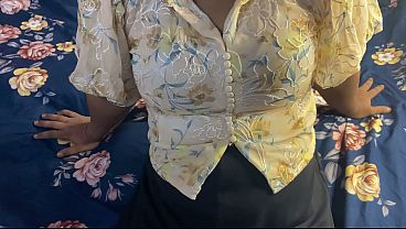Nagma Bhabhi Digebek Pas Musim Hujan, Suara Hindi, Bokep Baru Hot Bikin Makin Basah