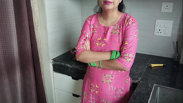 Ibu Tiri Seksi Digenjot Keras Sampai Crot, Audio Hindi, Mulut Kotor Anak Tiri Godain Di Rumah.