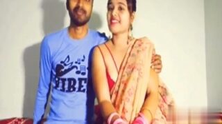 Baru Nikah, Kontolnya Langsung Ngewe Istri Seksi Di Video Mms Desi