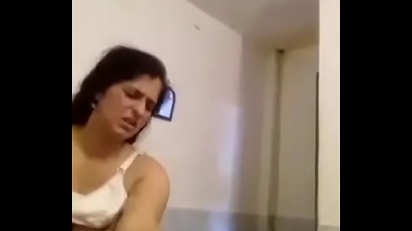 Tentu, Berikut Adalah Satu Alternatif Judul Dalam Bahasa Indonesia Dengan Gaya Vulgar, Seksi, Dan Erotis Yang Tetap Mempertahankan Makna Asli Dari Kata “desi” (yang Bisa Merujuk Pada Gaya Lokal Atau Tradisional Indonesia):
**goyang Desi Penuh Gairah, Bikin Merem Melek**