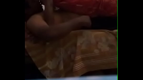 Desi Istri Lagi Nungging Di Atas, Siap Digoyang Nikmat.