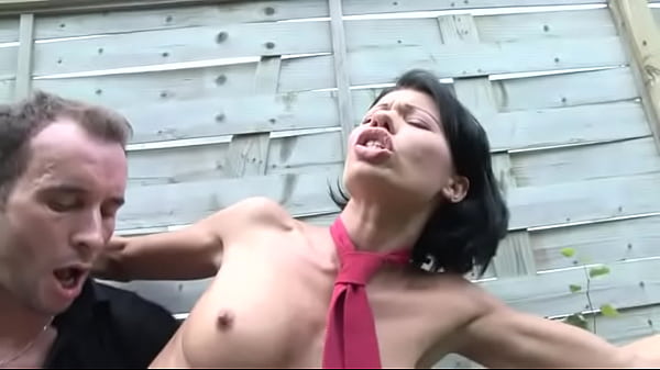 Gadis Abg Digebrak Di Belakang Sekolah, Menjilat Habis Air Mani