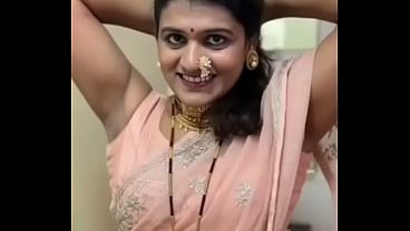 Cewek India Seksi Pamer Ketiak Basah Bikin Pengin Jilat