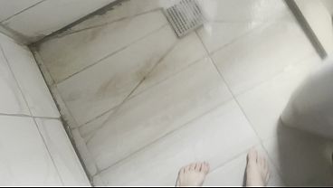 Gue Nemuin Dildo Di Kamar Ibu Tiri Arab, Trus Gue Kasih Cobain Kontol Beneran.
