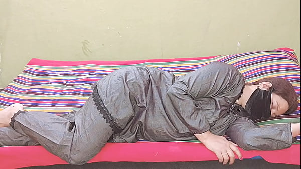 Bhabhi Pakistan Digebrek Kenceng Cepet Gaya Doggy, Suara Desi Hindi Bikin Makin Panas