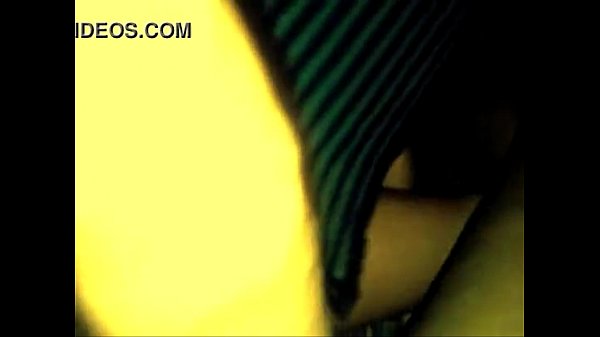 Teman Suamiku Ngentot Memek Mami Hot Sampai Tembus Ke Dalam