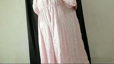 Bokep Indo Coba Dress Baru, Pantat Gede Montok Bikin Ngentot Pengen