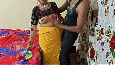 Dever Bhabhi Lagi Seru Main Warna, Suara Hot Abis Pas Holi